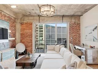 Photo #4: 4517572 Listing 