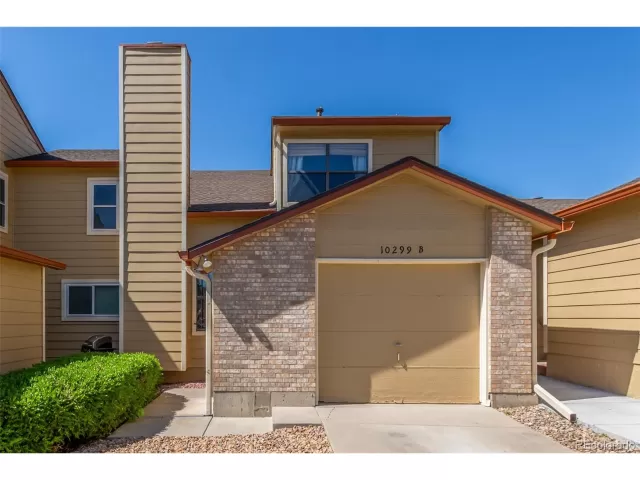 MLS: 4518675 Condo For Sale