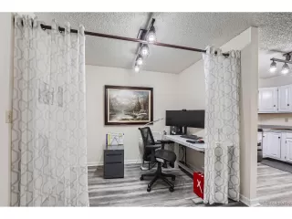 Photo #3: 4519159 Listing