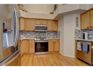 Photo #3: 4520402 Listing 