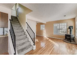 Photo #3: 4520625 Listing 