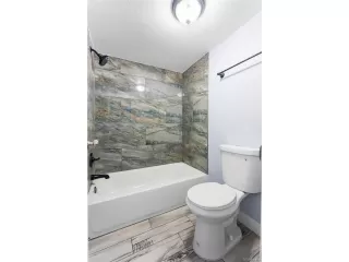 Photo #4: 4521112 Listing