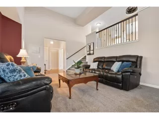 Photo #6: 4521552 Listing