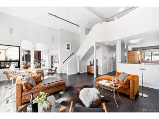 Photo #4: 4521744 Listing