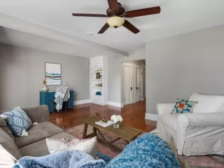 Photo #2: 4522240 Listing 