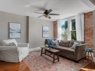 Photo #3: 4522240 Listing 