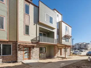 Photo #3: 4527320 Listing