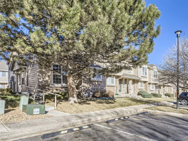 MLS: 4530442 Condo For Sale