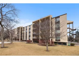 Photo #2: 4531981 Listing