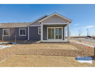 Photo #3: 4533502 Listing