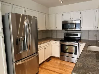 Photo #3: 4533987 Listing 