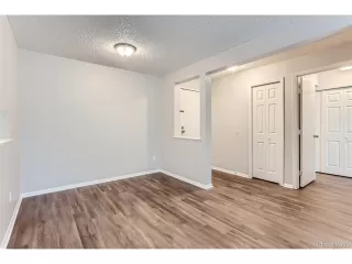 Photo #5: 4539532 Listing 