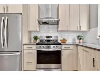 Photo #4: 4539744 Listing 