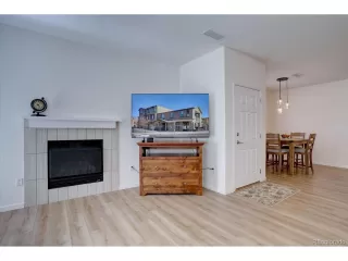 Photo #5: 4540695 Listing 