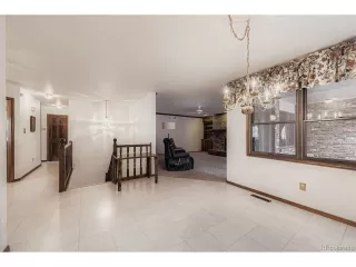 Photo #4: 4541609 Listing 