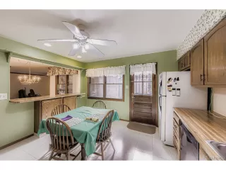 Photo #5: 4541609 Listing 