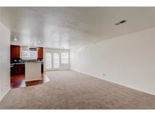 Photo #3: 4541826 Listing 