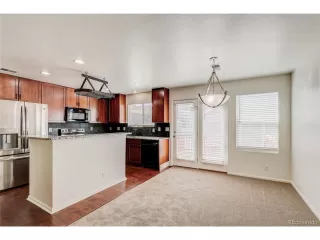 Photo #5: 4541826 Listing 