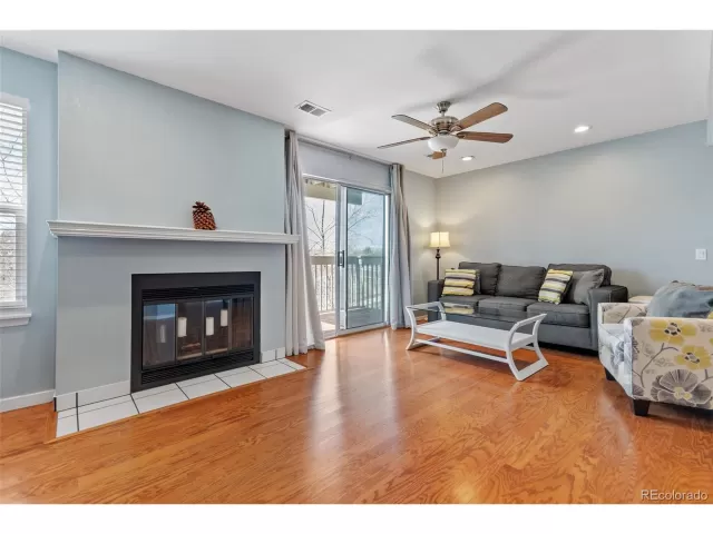 MLS: 4541851 Condo For Sale