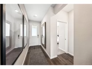 Photo #4: 4543781 Listing