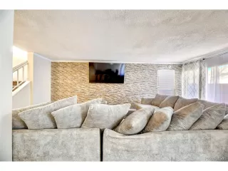 Photo #6: 4547092 Listing