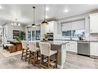 Photo #2: 4547684 Listing