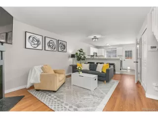 Photo #2: 4547880 Listing