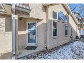 Photo #3: 4548092 Listing