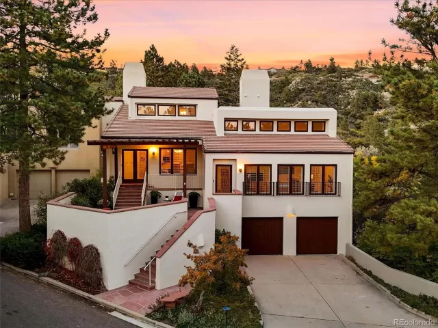 MLS: 4548094 Condo For Sale