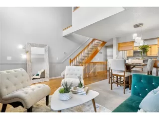 Photo #5: 4548965 Listing 