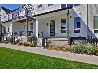 Photo #2: 4549316 Listing