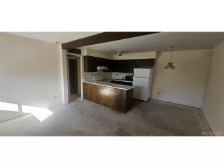 Photo #3: 4549974 Listing