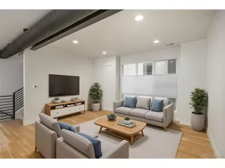 Photo #3: 4551180 Listing 