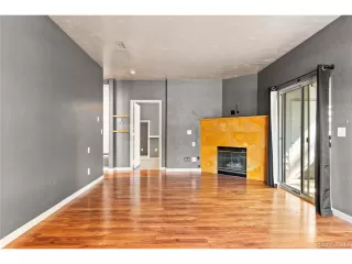 Photo #2: 4551396 Listing