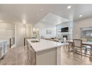 Photo #6: 4551461 Listing 