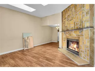 Photo #2: 4551464 Listing 