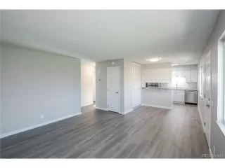 Photo #3: 4551651 Listing