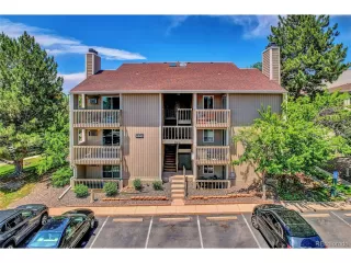 Photo #3: 4552166 Listing