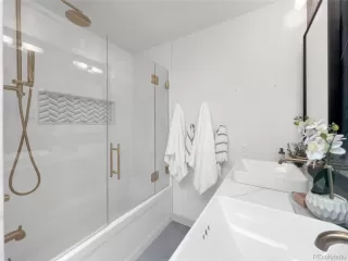 Photo #6: 4552953 Listing 