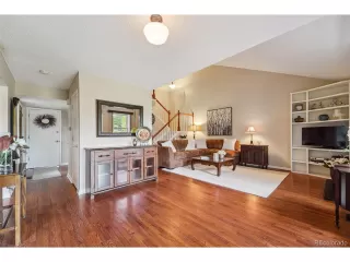 Photo #5: 4553267 Listing 