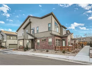 Photo #2: 4553638 Listing