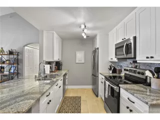 Photo #5: 4555674 Listing 