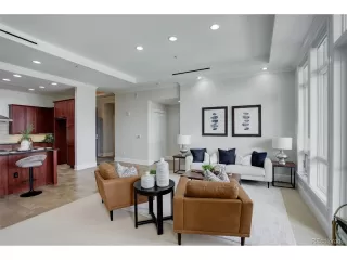 Photo #3: 4556127 Listing