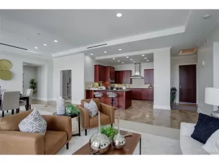 Photo #4: 4556127 Listing