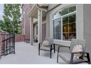 Photo #5: 4559956 Listing 