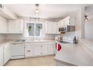 Photo #3: 4560633 Listing