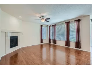 Photo #5: 4561291 Listing 