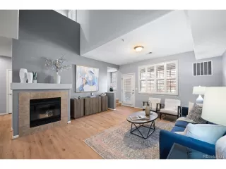 Photo #2: 4561706 Listing