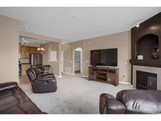 Photo #2: 4562147 Listing