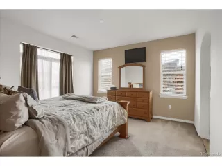 Photo #6: 4562147 Listing